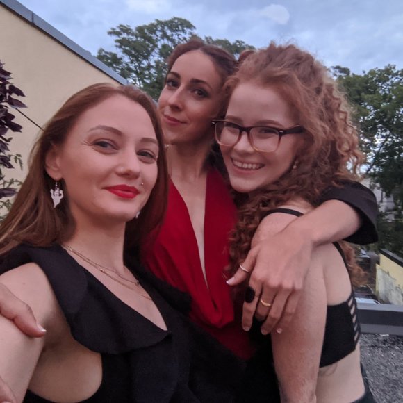 Meet your Posher, Sarah - Picture 4 of 4